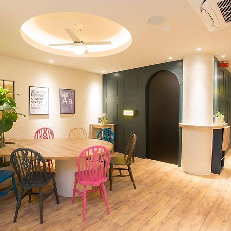 New Japan Lady'S Capsule Hotel Ōsaka Exterior foto